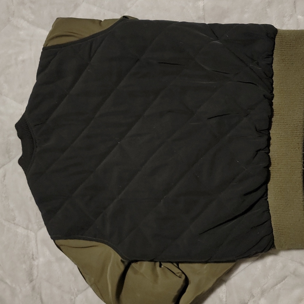 Bomber jacket - Picture 2 of 2